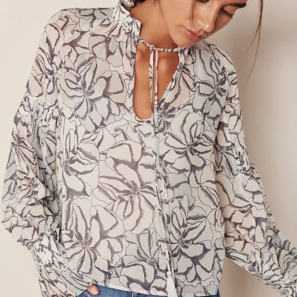 FOXIEDOX white gray blue high neck pleated floral chiffon top - Picture 10 of 11